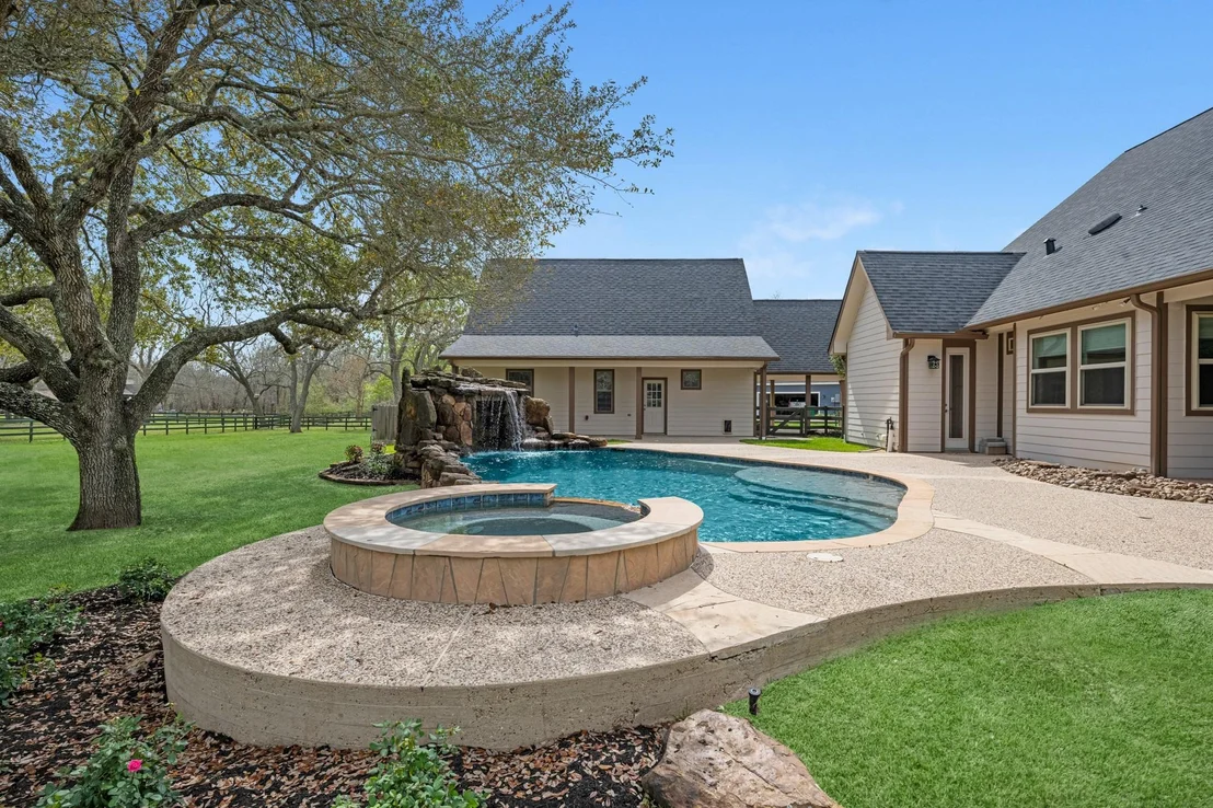 Photo of 31411 Blue Heron Lane