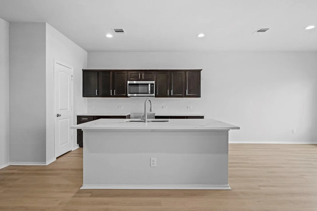 Photo of 5143 Hedgerose Lane