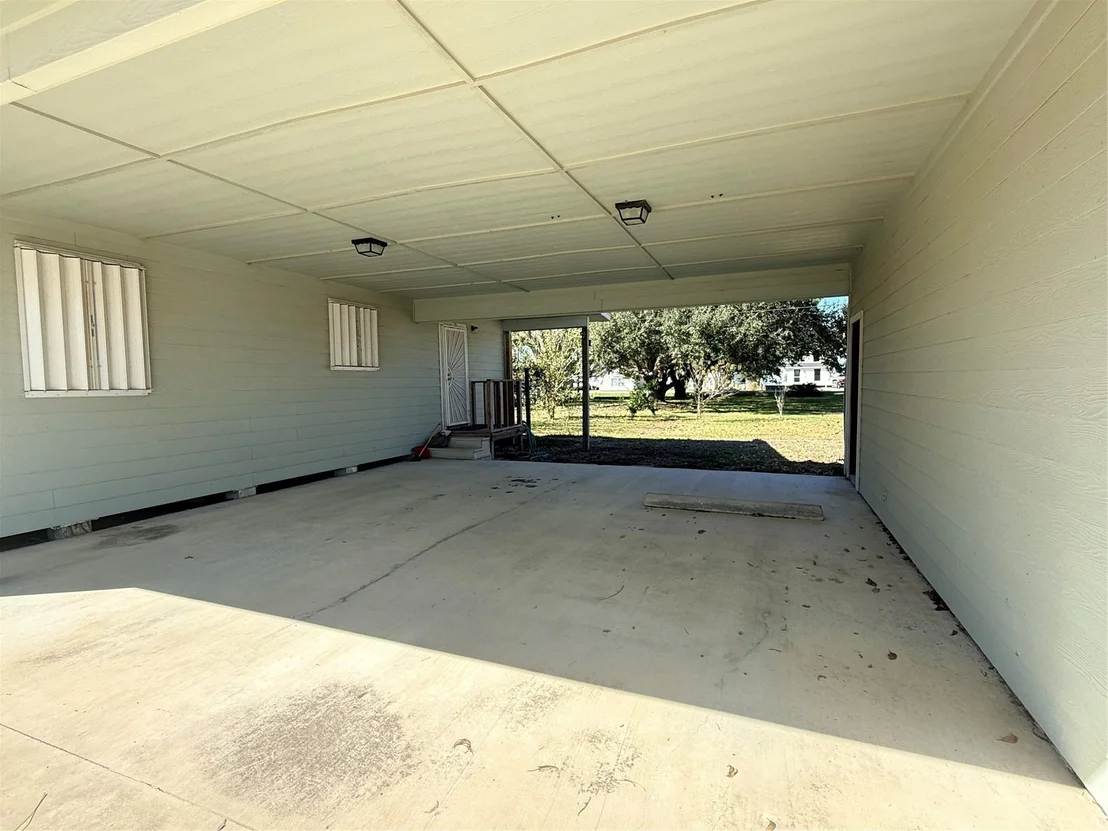 Photo of 338 Calumet Drive