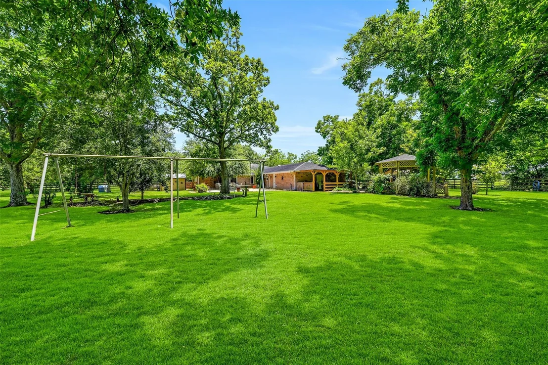 Photo of 13320 County Road 184