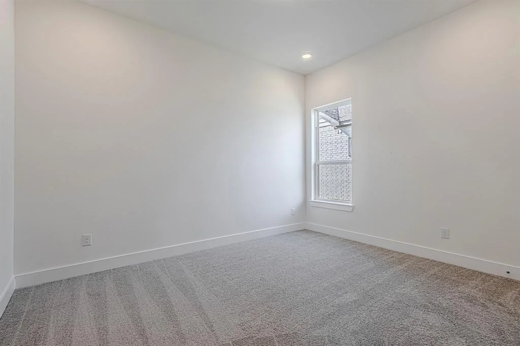 Photo of 205 Peninsula Point Drive