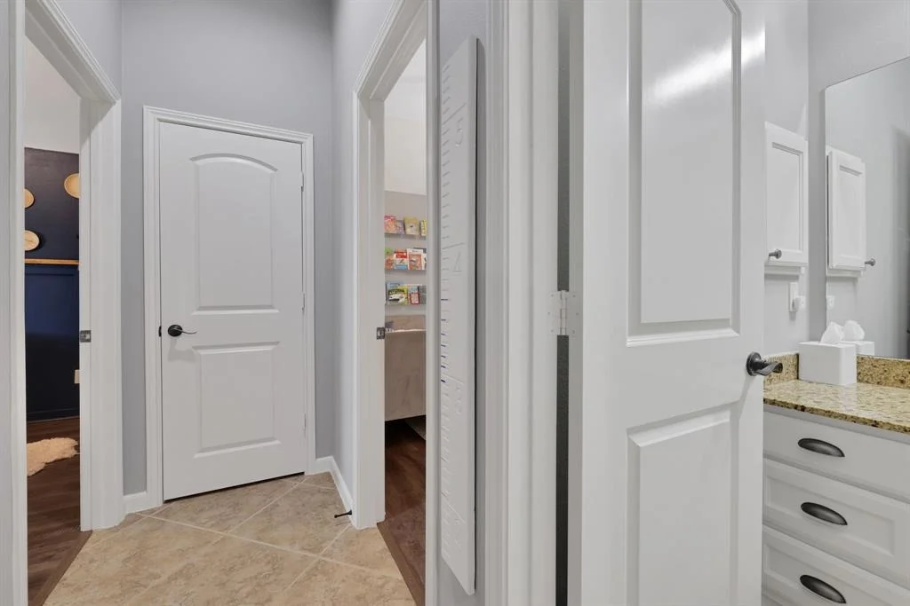 Photo of 7423 Shadow Terrace Lane