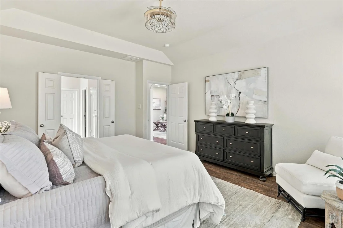 Photo of 7807 Ravens Point Drive