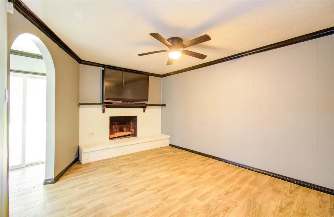 Photo of 8014 Streamside Drive