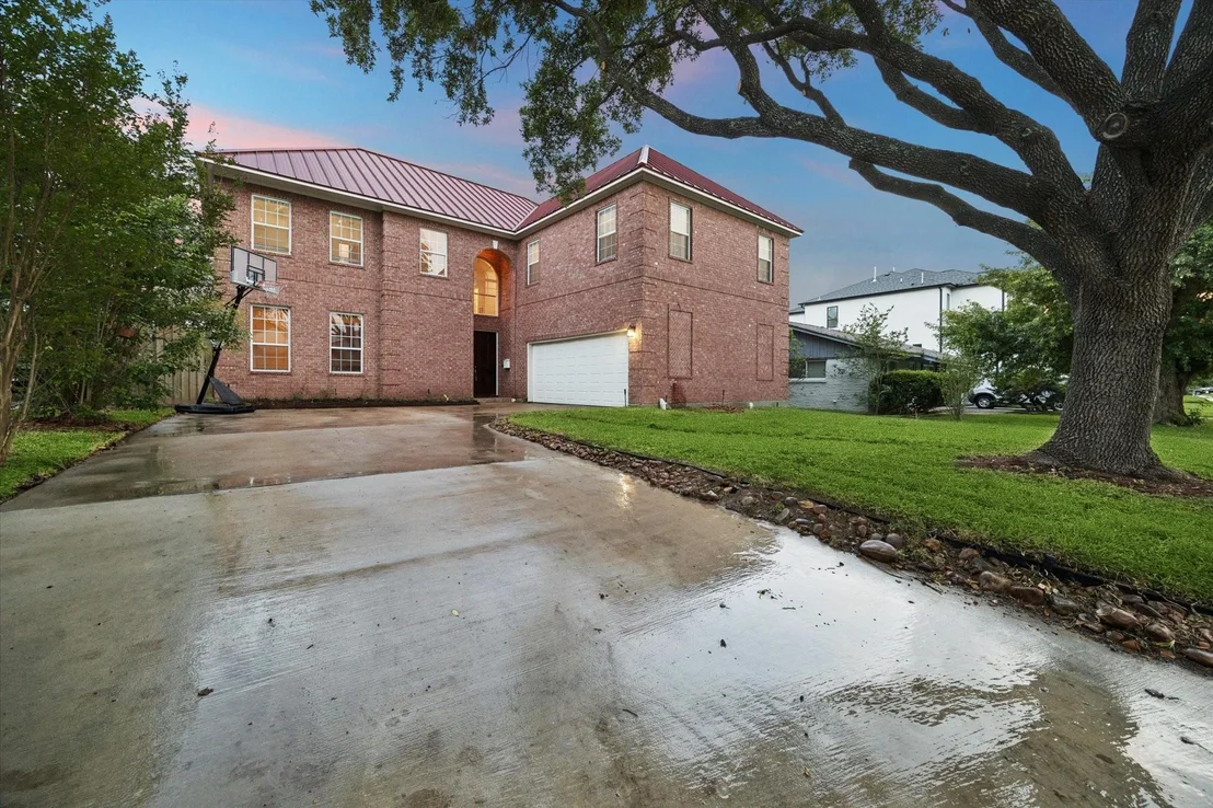 Photo of 4505 Mimosa Drive