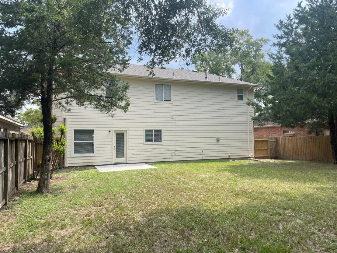 Photo of 5331 Rivergate Drive
