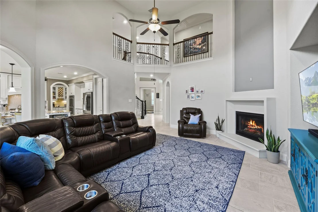 Photo of 1002 Pleasant Pines Lane