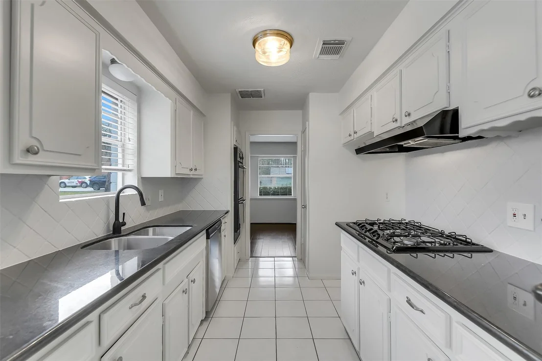 Photo of 25403 Glen Loch Drive