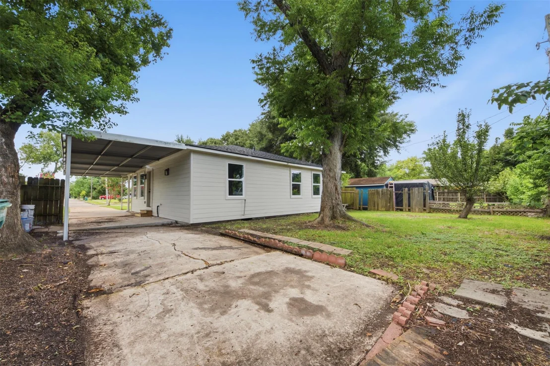 Photo of 1415 Taylor Avenue