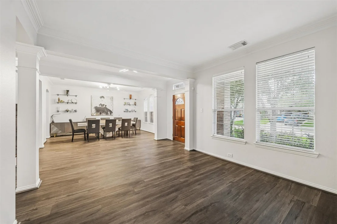 Photo of 9519 Empress Crossing Drive