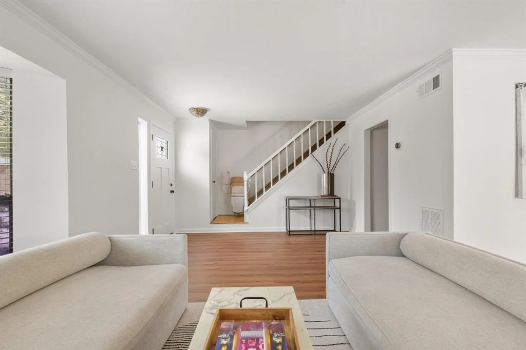 Photo of 9222 Barr Circle