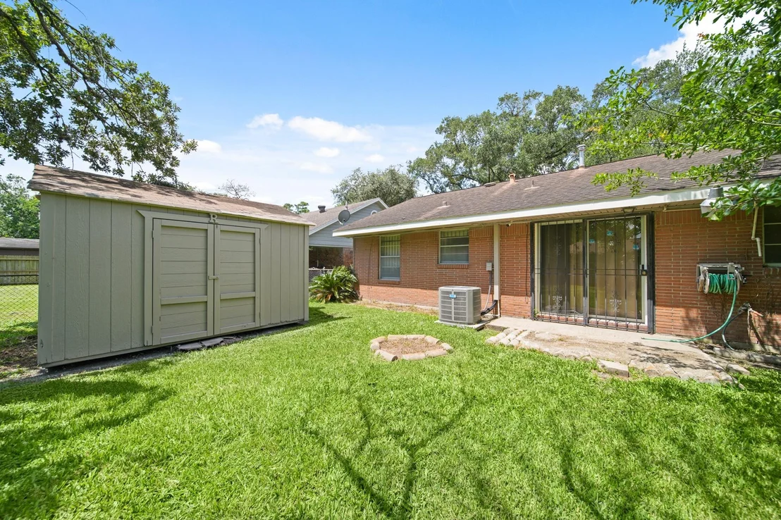 Photo of 10410 Rockaway Drive