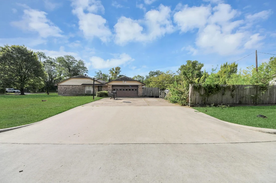 Photo of 4619 Frontier Drive