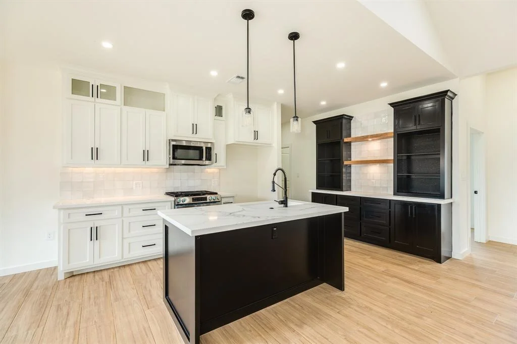 Photo of 301 Highland Park Avenue