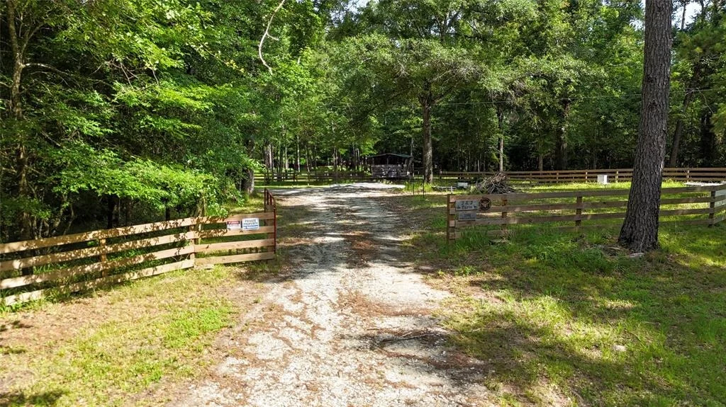 Photo of 2301 Hines Lake Road