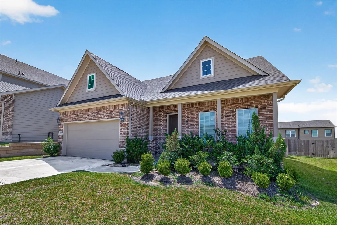 Photo of 18724 Crescent Trails Circle