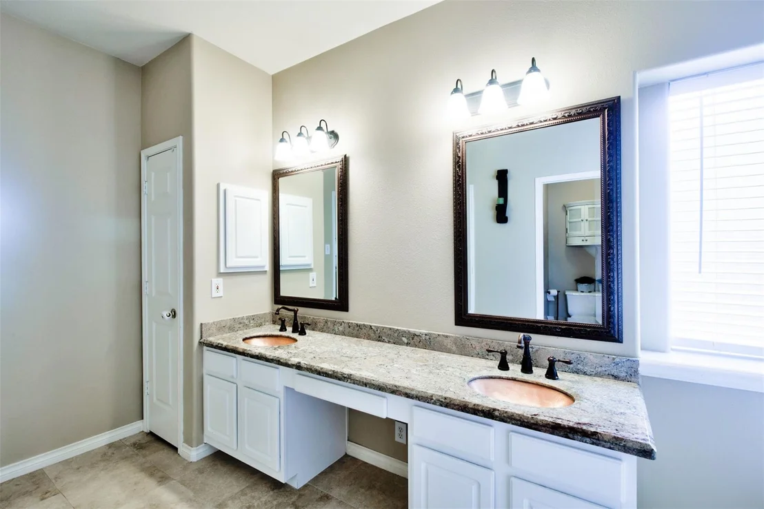 Photo of 12306 Millvan Drive