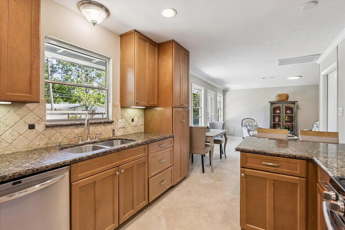 Photo of 5310 Hialeah Drive