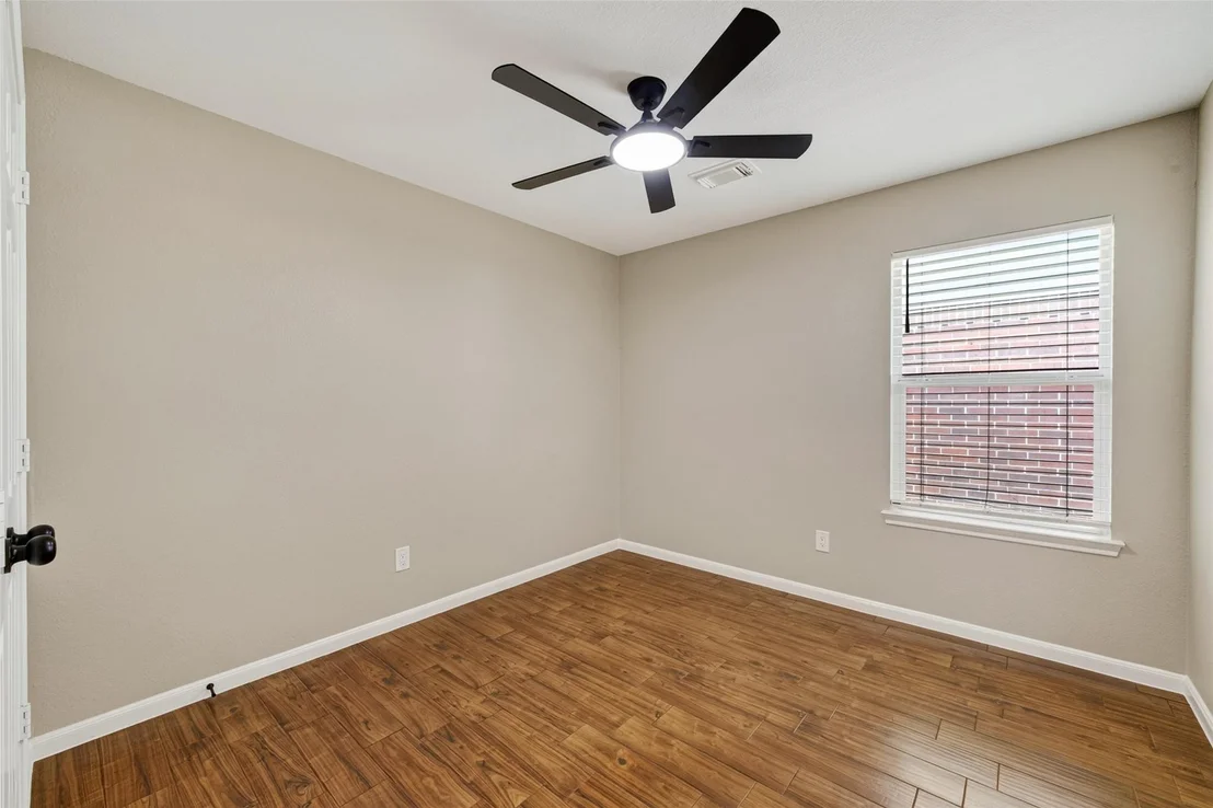 Photo of 21823 Haven Cove Lane