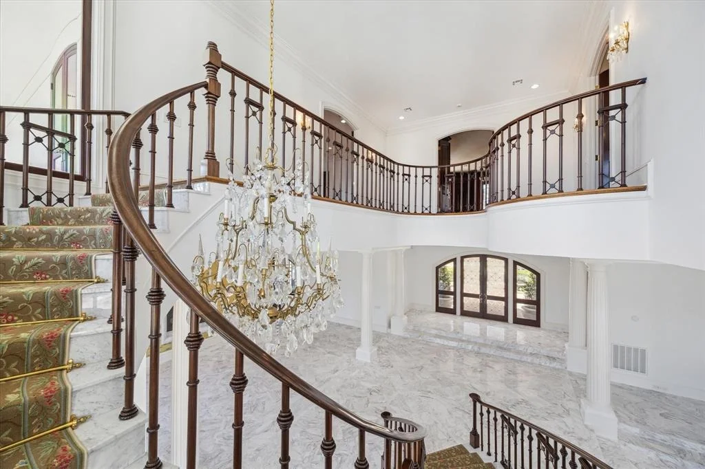 Photo of 324 Buckingham Drive