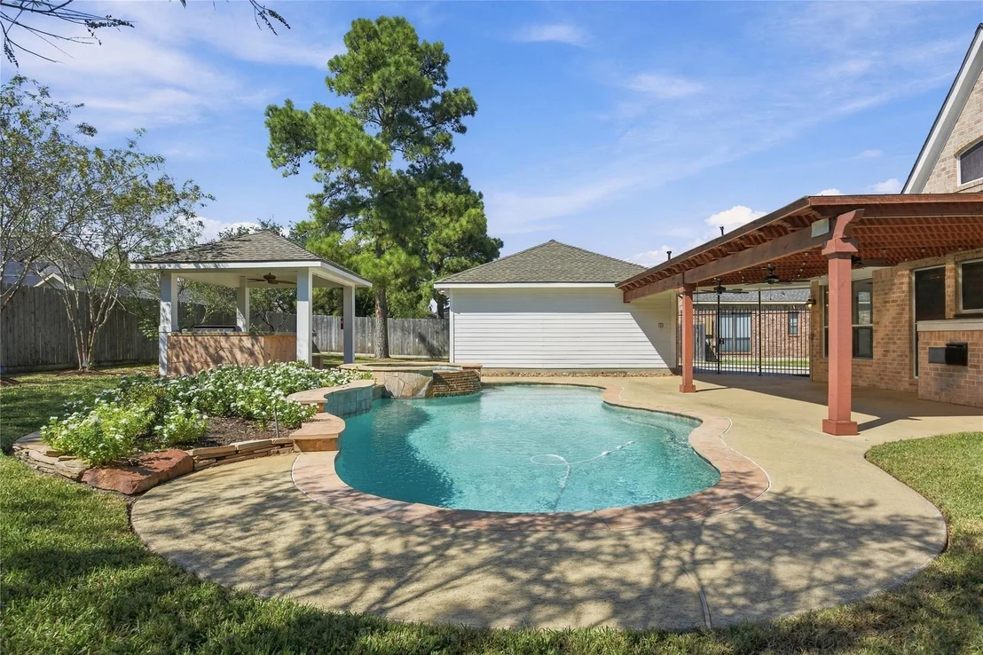 Photo of 8403 Glenn Elm Drive