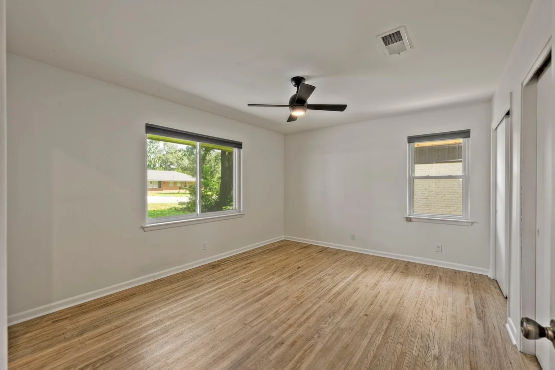 Photo of 8927 Rockhurst Drive