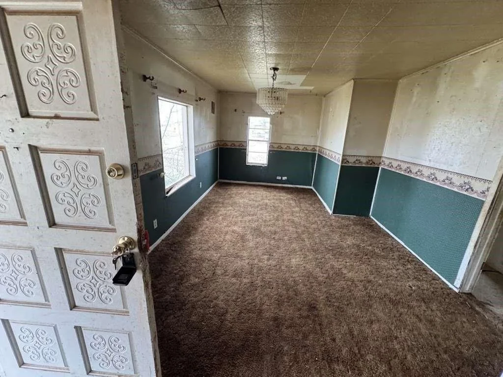 Photo of 610 W Garrison Avenue