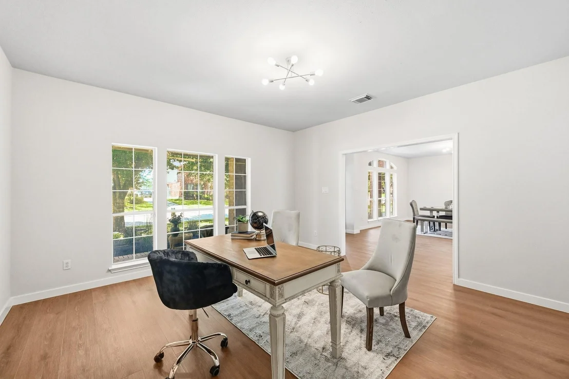 Photo of 16010 Ashvale Drive
