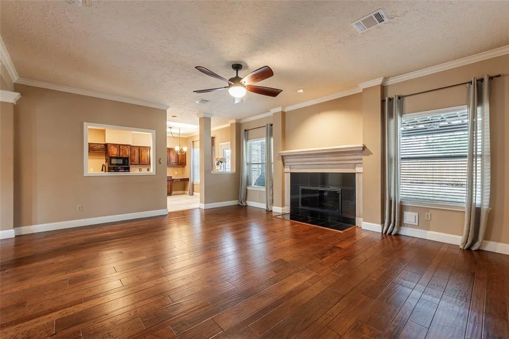Photo of 15931 Manor Square Drive