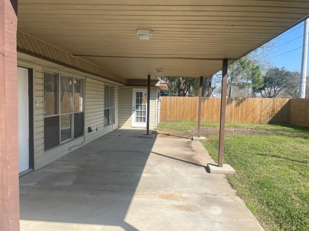 Photo of 8310 Old Maple Lane