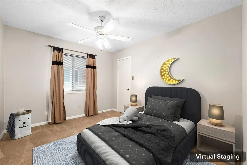 Photo of 21737 Castlemont Lane