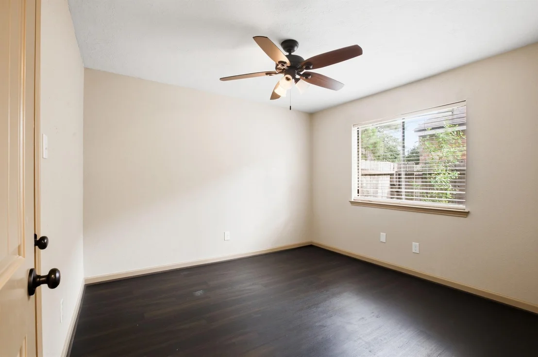 Photo of 1902 Wingleaf Drive