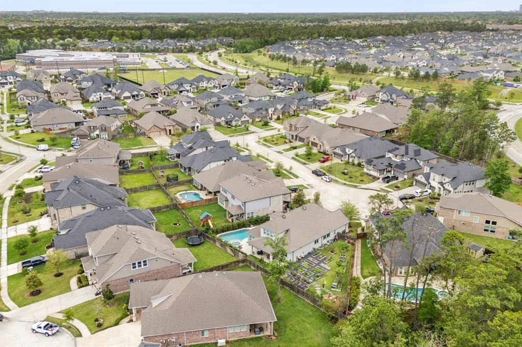 Photo of 3820 Hawthorn Shadow Court