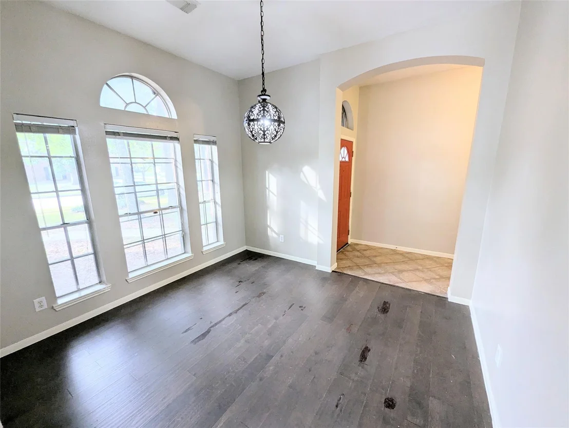 Photo of 7007 Fuchsia Lane