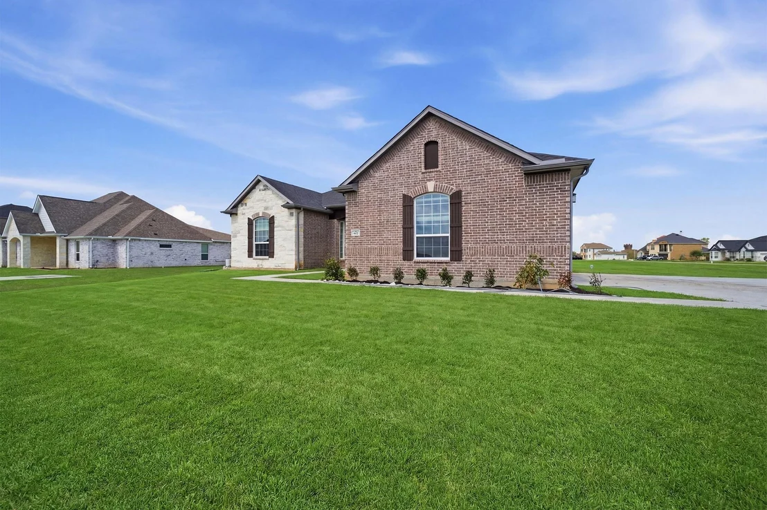 Photo of 602 Johnston Drive