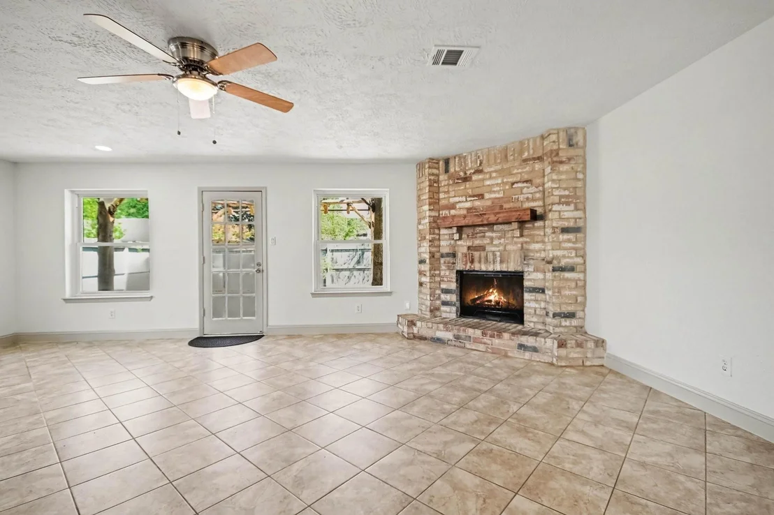 Photo of 4010 Bluebonnet Trail
