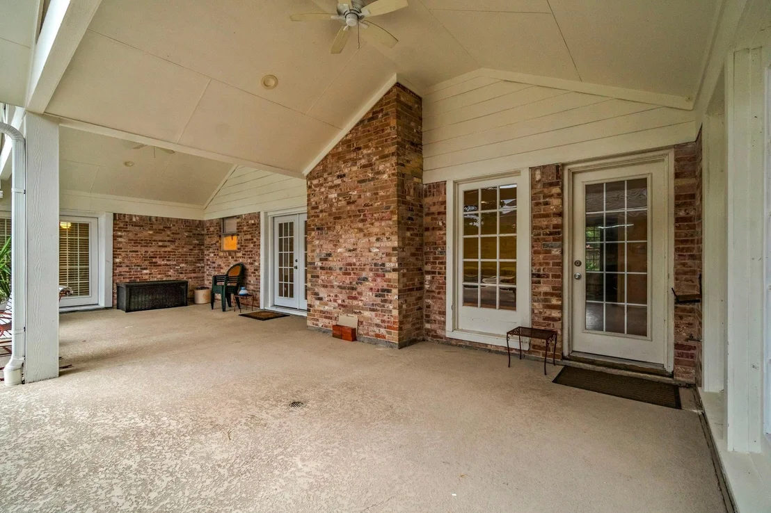 Photo of 26926 Maplewood Drive