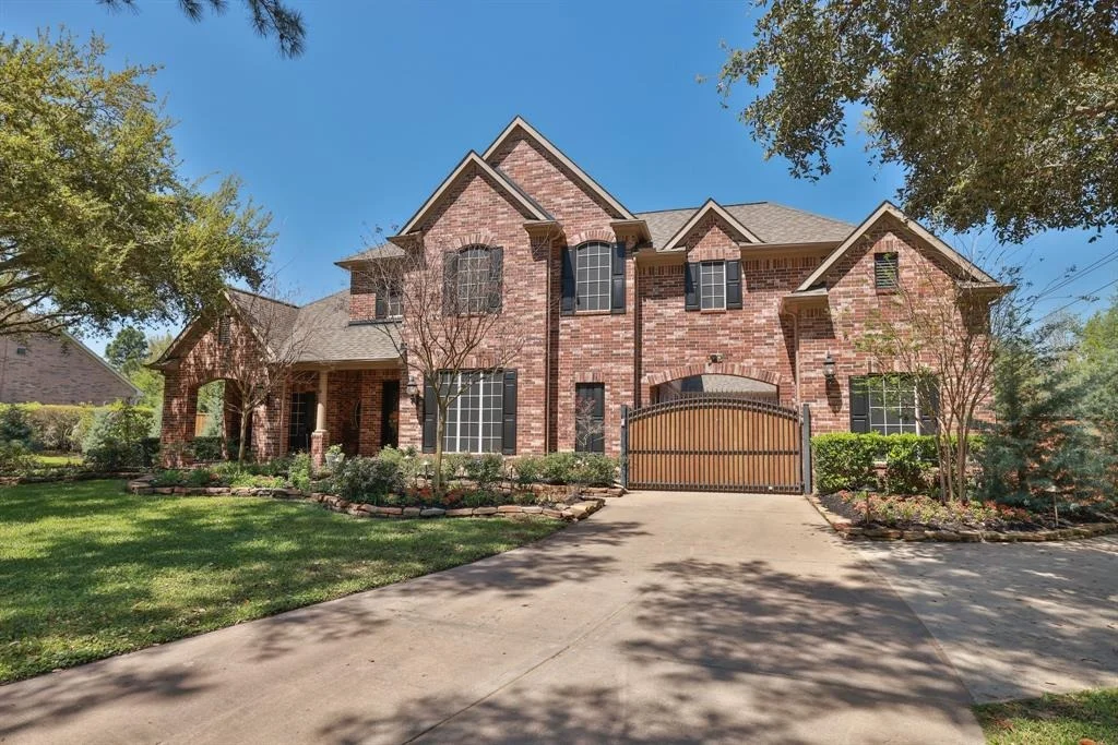 Photo of 6 White Meadow Court