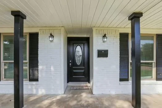 Photo of 703 Reseda Drive