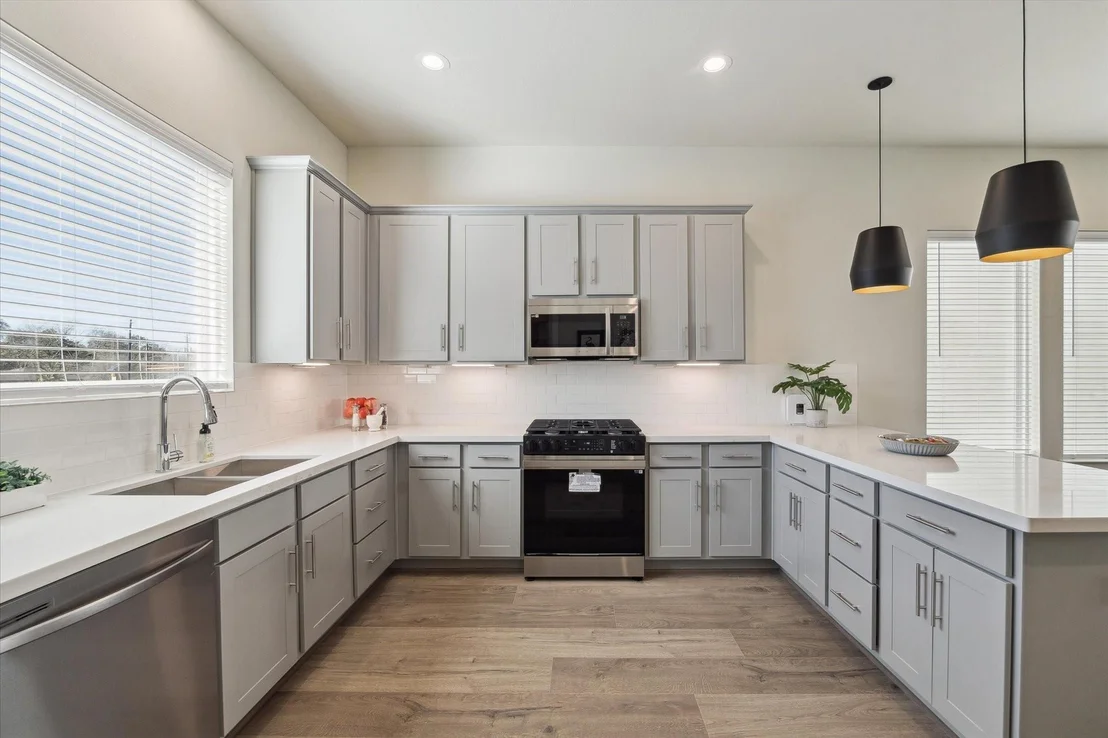 Photo of 10614 Cascade Ledge Lane