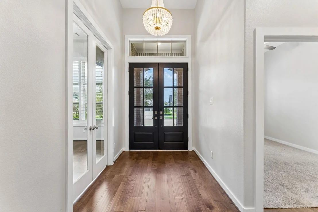 Photo of 30410 Myrtle Oak Drive