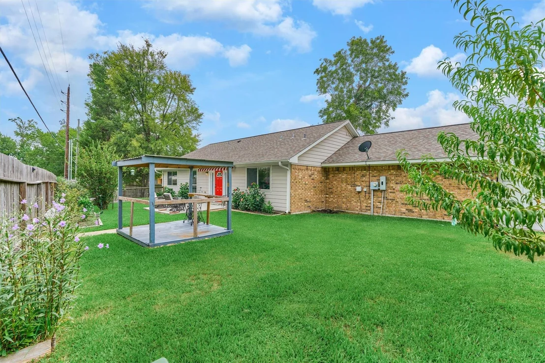 Photo of 15031 Port Circle