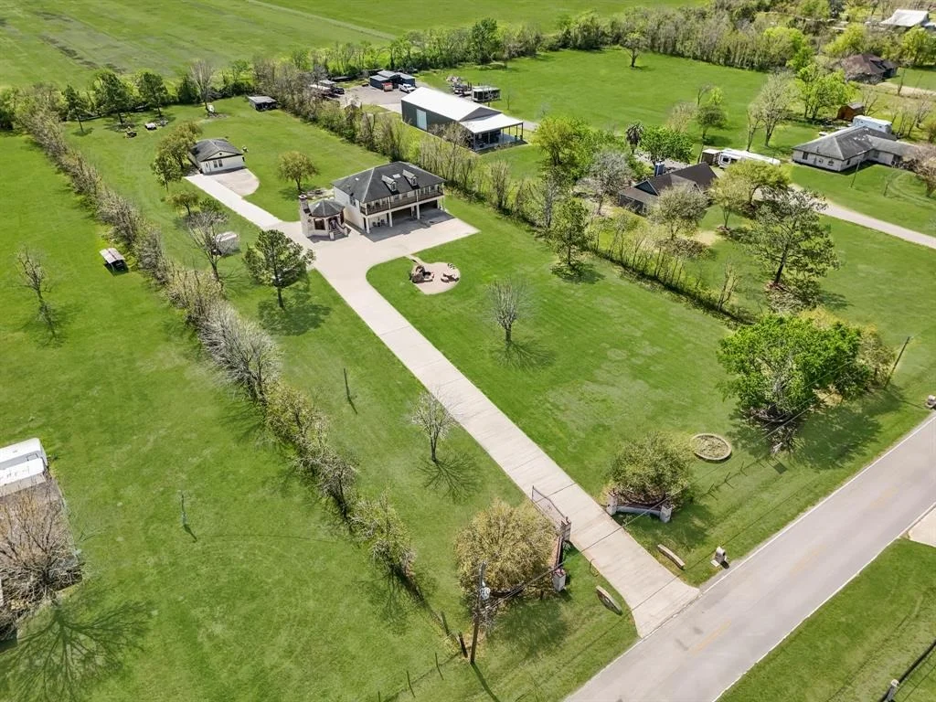 Photo of 1112 Misty Way Drive