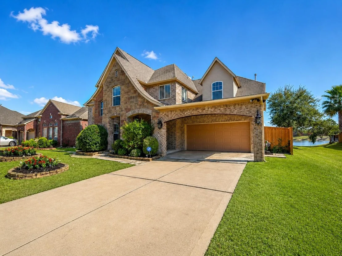 Photo of 2421 Harbor Chase Drive