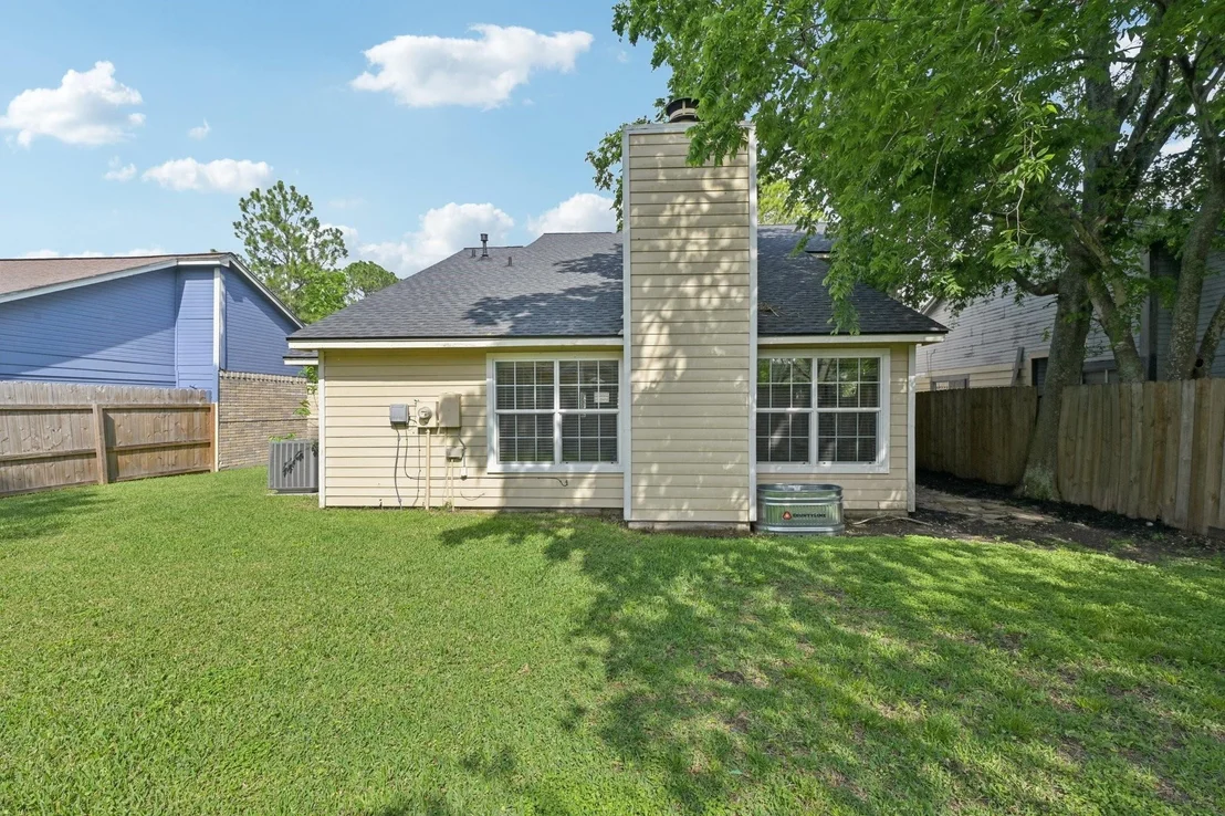 Photo of 3218 Knoll West Drive