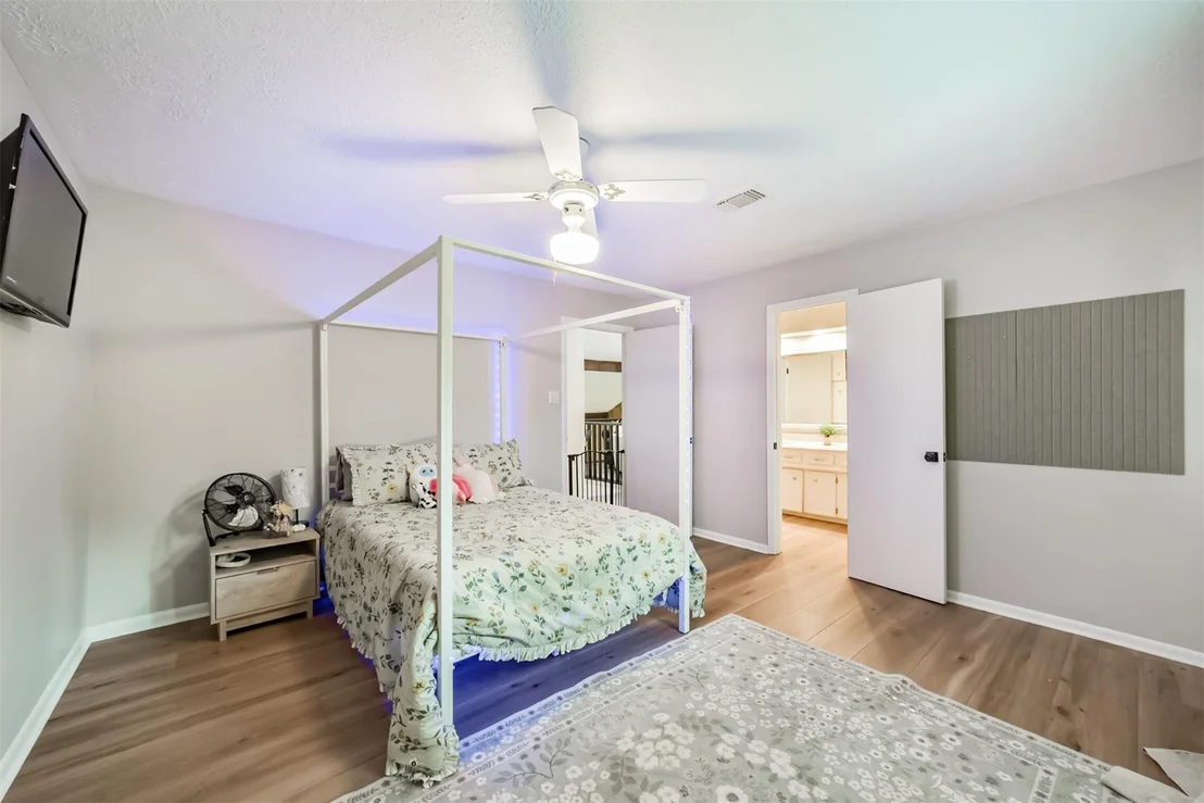 Photo of 7618 Hurst Forest Drive