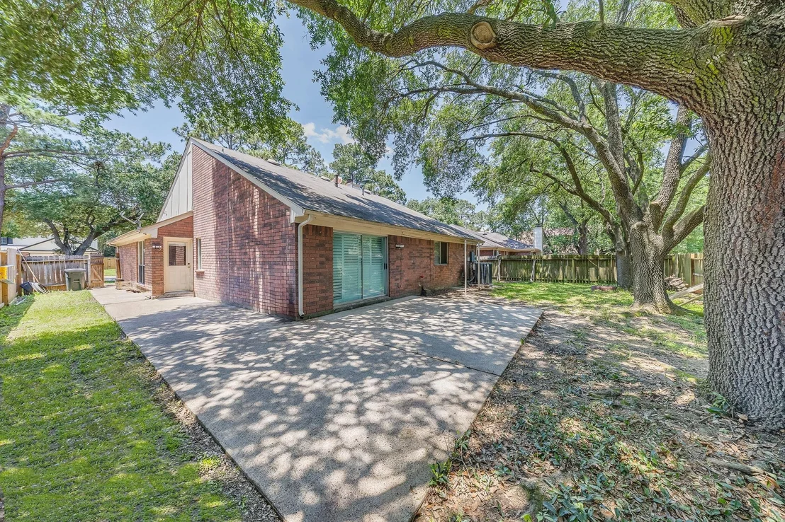 Photo of 9319 Bayou Bluff Drive
