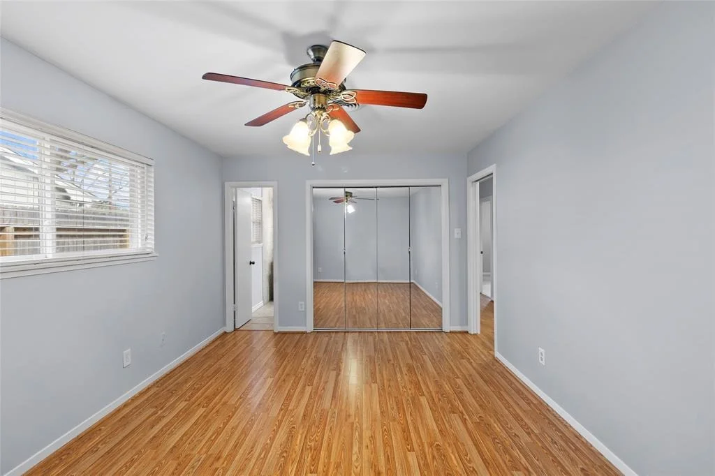 Photo of 5419 Saxon Drive