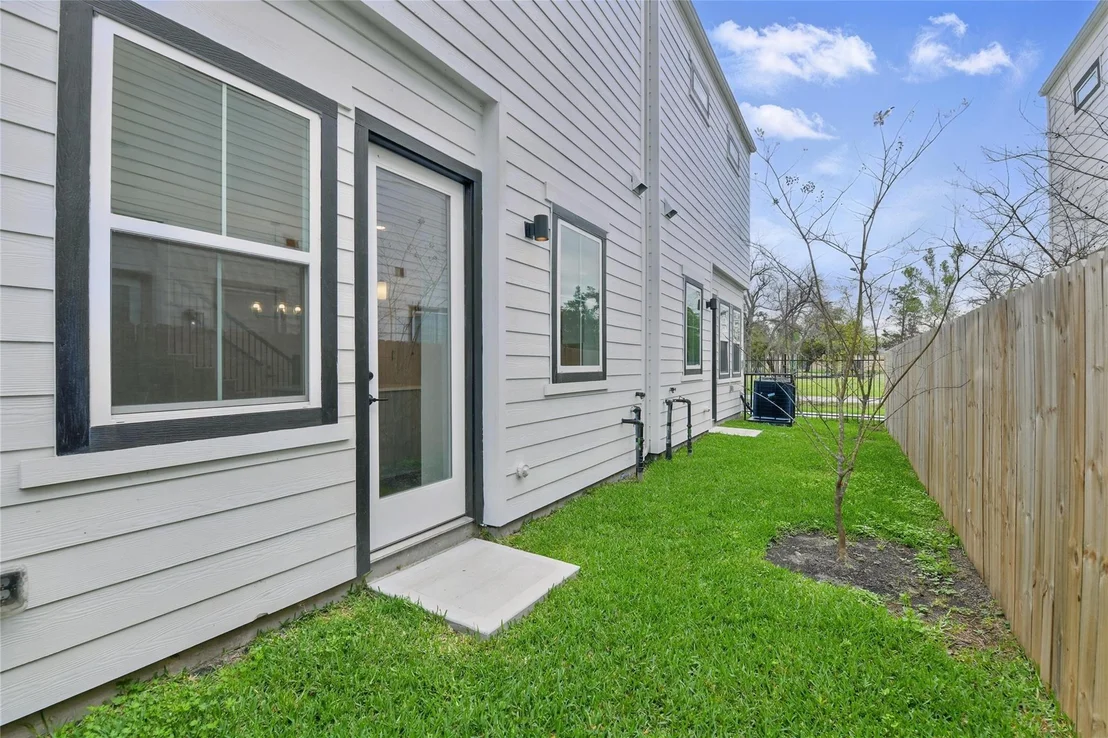 Photo of Unit C at 9902 Clark Road