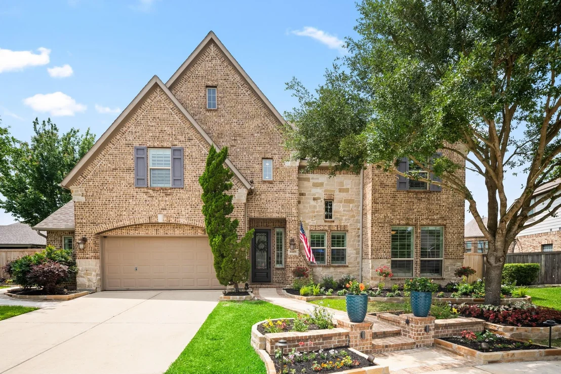 Photo of 17203 Inghram Lane